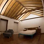 Jacio House Panzió Moya